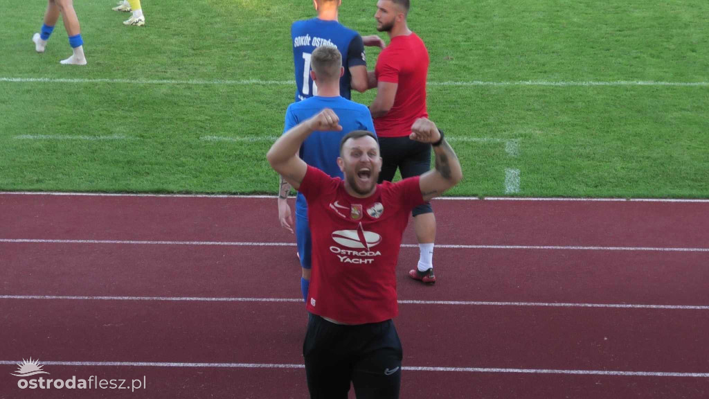Sokół Ostróda przywozi 3 punkty z Biskupca! [FOTO]