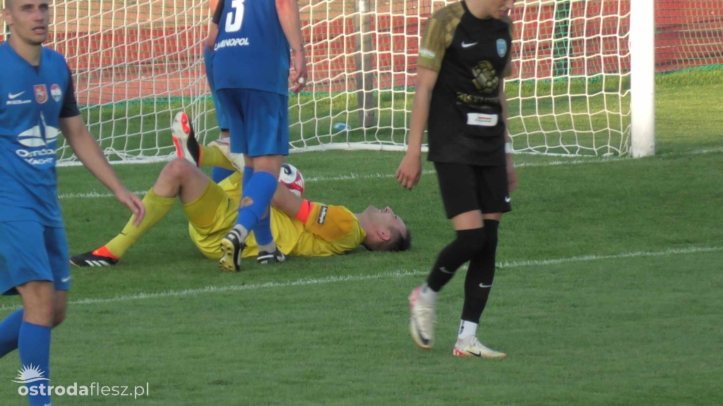 Sokół Ostróda przywozi 3 punkty z Biskupca! [FOTO]