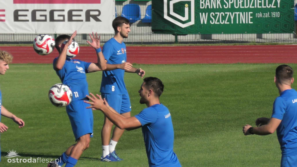 Sokół Ostróda przywozi 3 punkty z Biskupca! [FOTO]