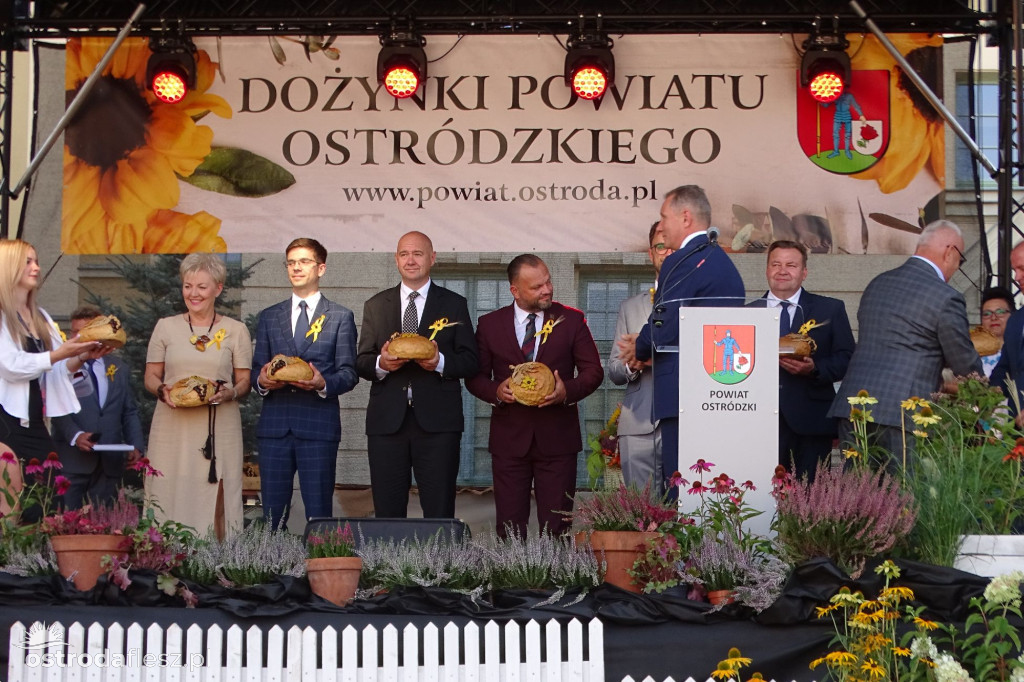 Dożynki powiatu Ostródzkiego w Ostródzie [FOTO]