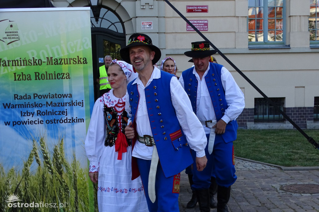 Dożynki powiatu Ostródzkiego w Ostródzie [FOTO]