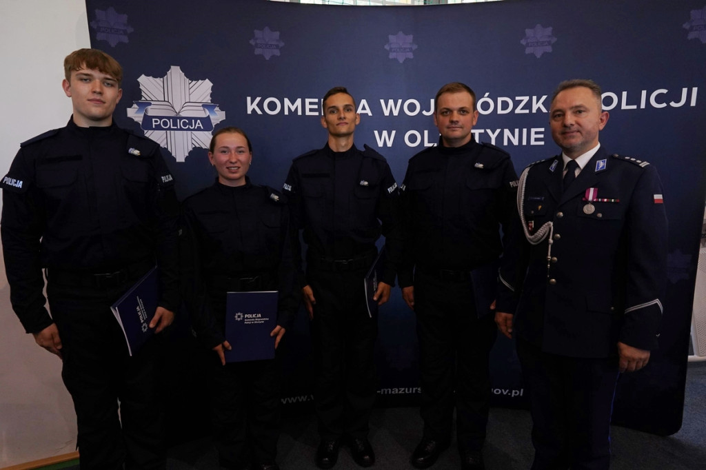 42 nowych policjantów na Warmii i Mazurach