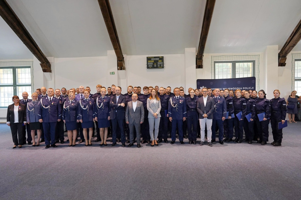 42 nowych policjantów na Warmii i Mazurach