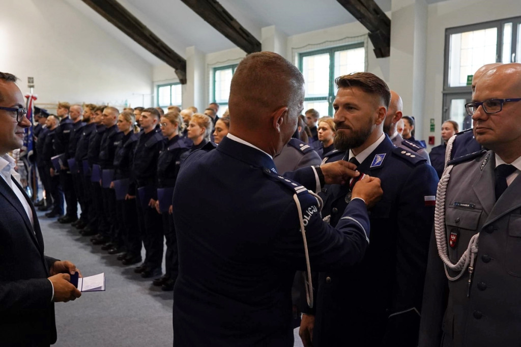 42 nowych policjantów na Warmii i Mazurach