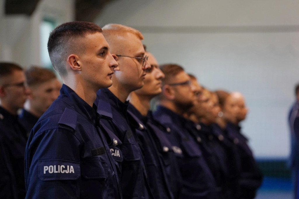 42 nowych policjantów na Warmii i Mazurach