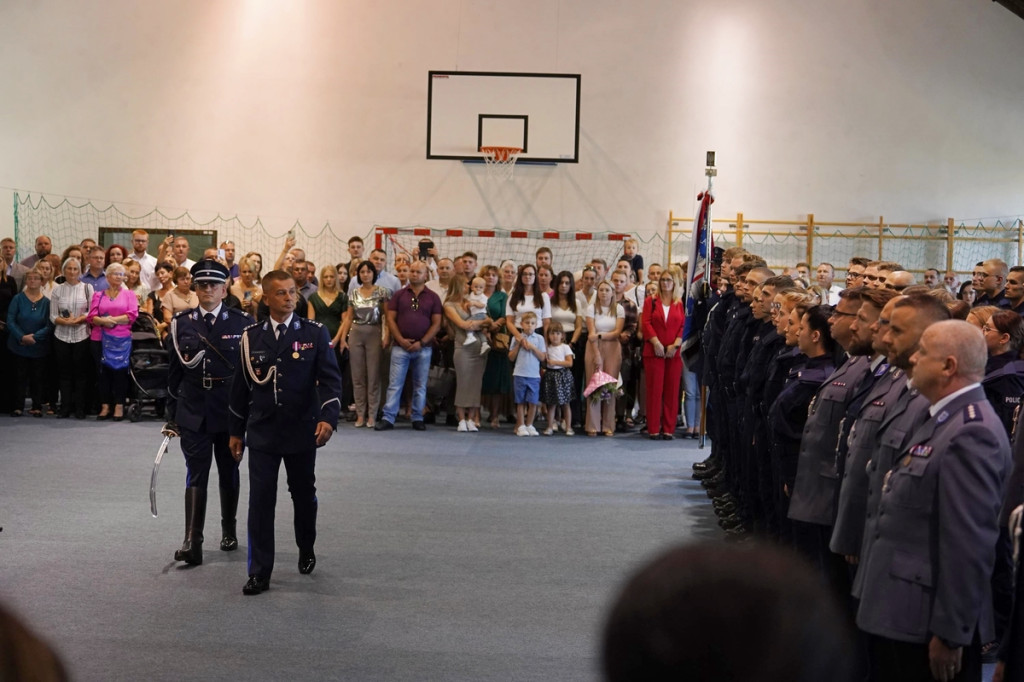 42 nowych policjantów na Warmii i Mazurach