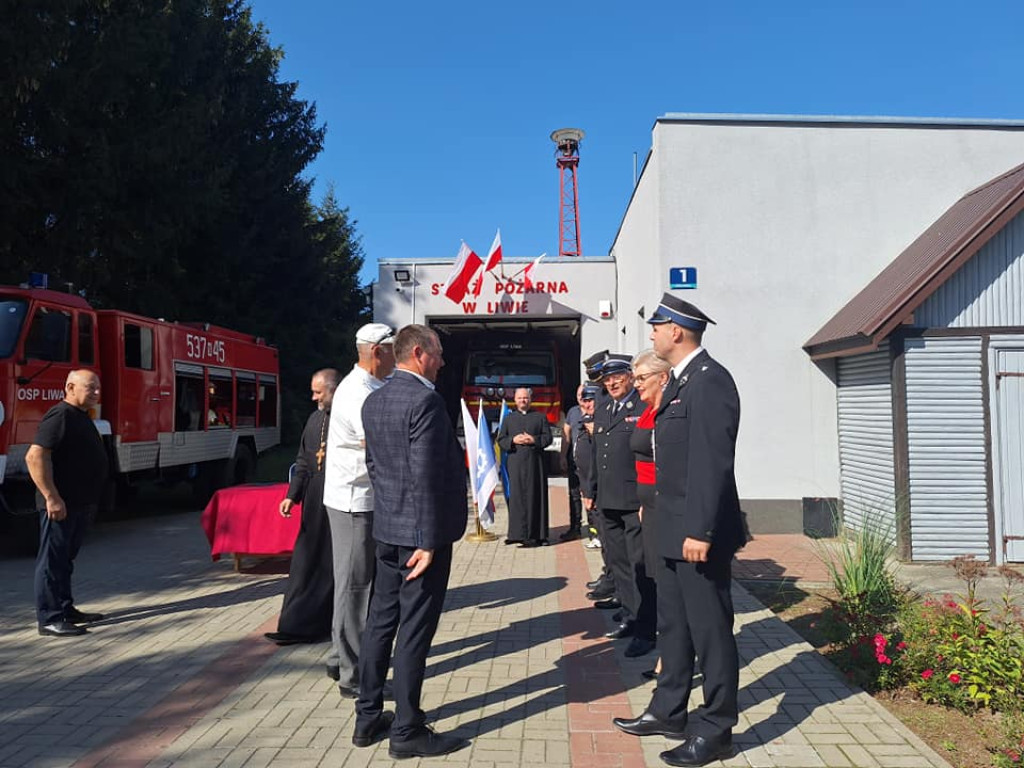 Wyremontowali wóz strażacki i przekazali Ukrainie