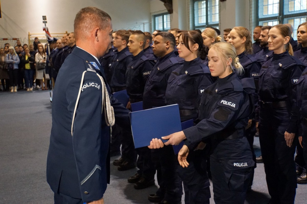 Nowi policjanci w szeregach ostródzkiej policji