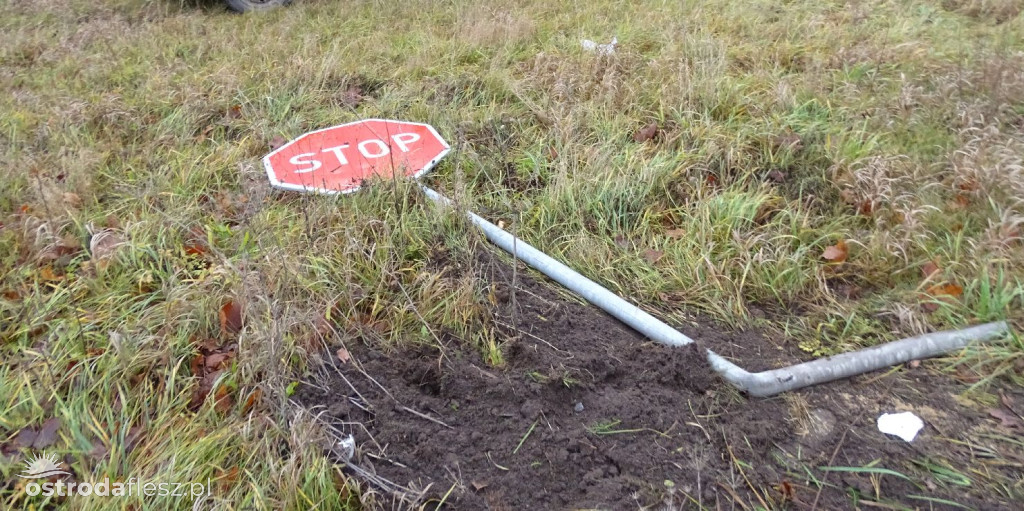 Zderzenie opla z Peugeotem na skrzyż. w Durągu
