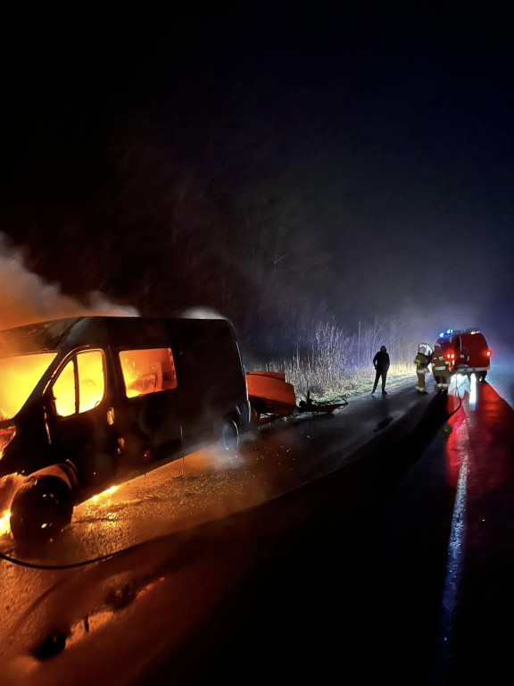 Pożar samochodu dostawczego w okolicy Wodzian