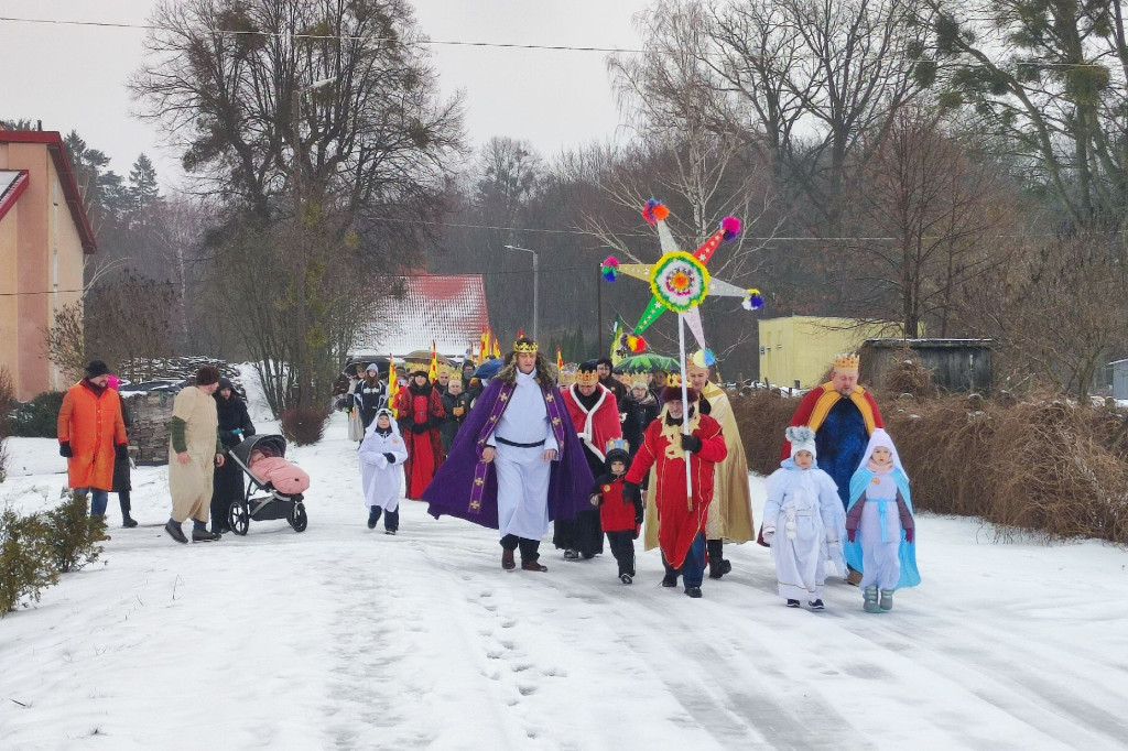 Orszak Trzech Króli 2025 i Jasełka w Durągu