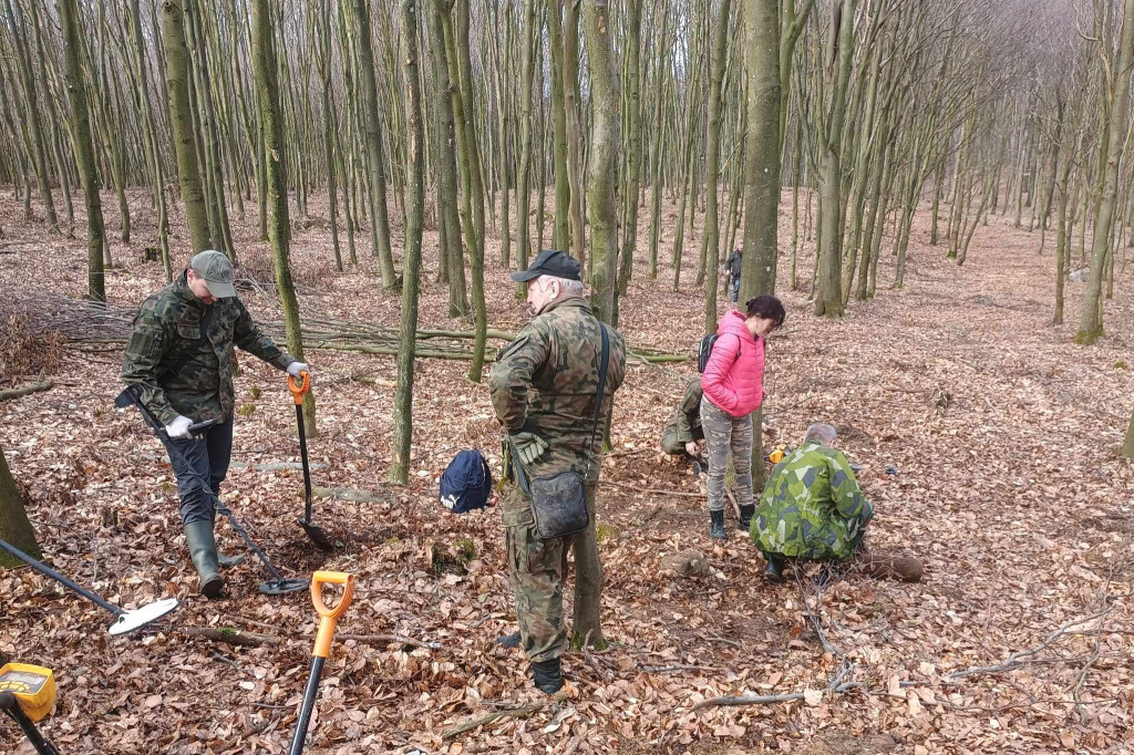 Części radzieckiego myśliwca odkryto w Gm. Ostróda