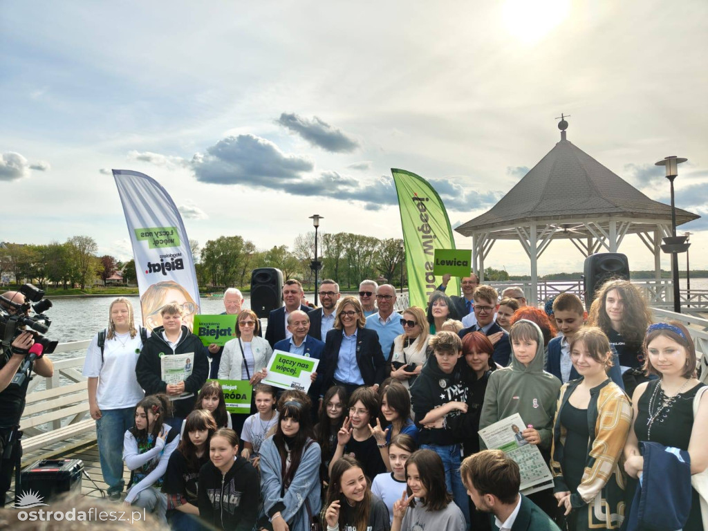 Startująca w wyborach Magdalena Biejat w Ostródzie