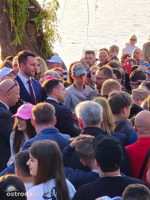 Kandydat w wyborach Sławomir Mentzen w Ostródzie