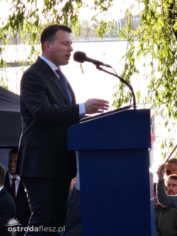 Kandydat w wyborach Sławomir Mentzen w Ostródzie