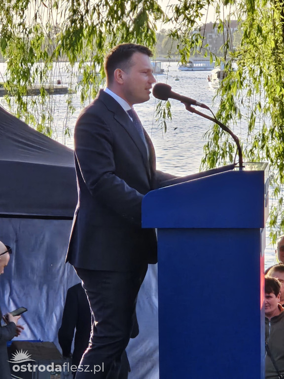 Kandydat w wyborach Sławomir Mentzen w Ostródzie