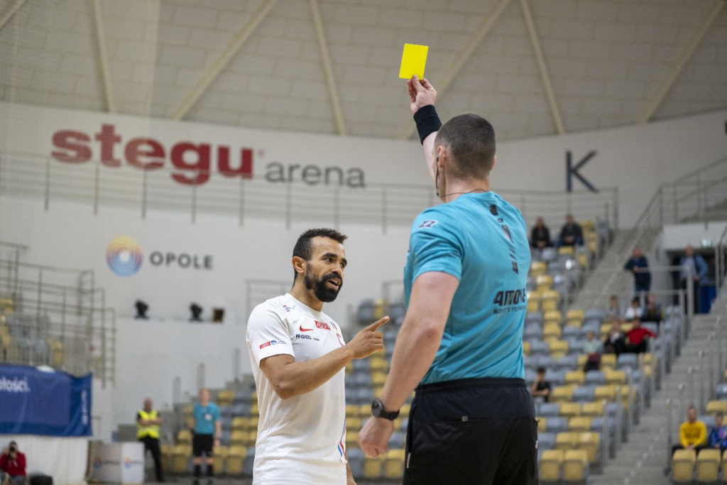 Constract wygrywa w 1 meczu ćwierćfinału