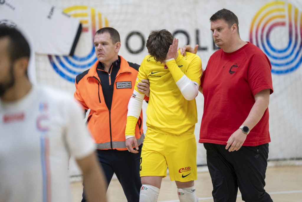 Constract wygrywa w 1 meczu ćwierćfinału