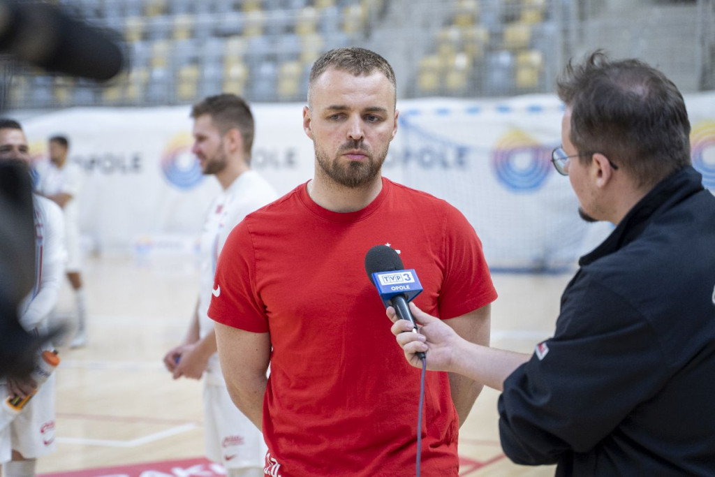 Constract wygrywa w 1 meczu ćwierćfinału