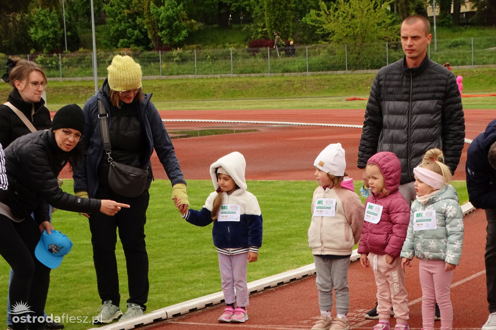 Biegi przedszkolaków podczas Ostródzkich Biegów