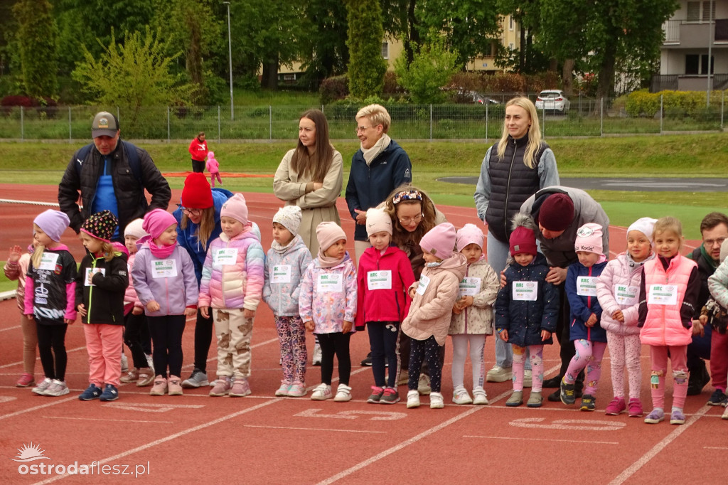 Biegi przedszkolaków podczas Ostródzkich Biegów