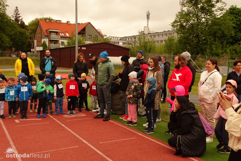 Biegi przedszkolaków podczas Ostródzkich Biegów