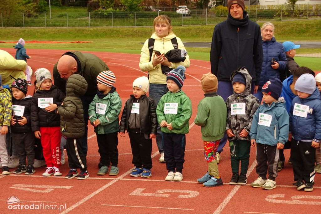 Biegi przedszkolaków podczas Ostródzkich Biegów