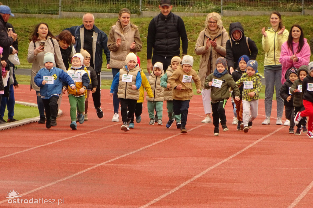 Biegi przedszkolaków podczas Ostródzkich Biegów