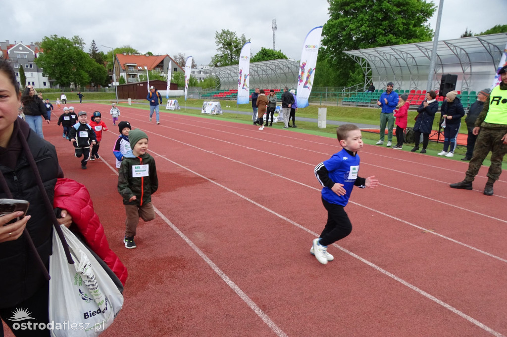 Biegi przedszkolaków podczas Ostródzkich Biegów