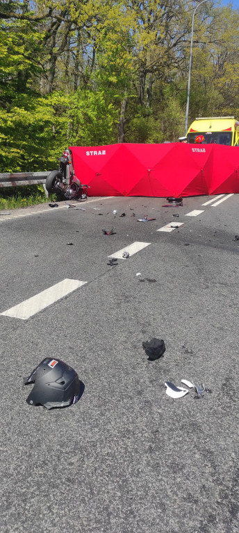Motocyklista zginął po zderzeniu z volkswagenem