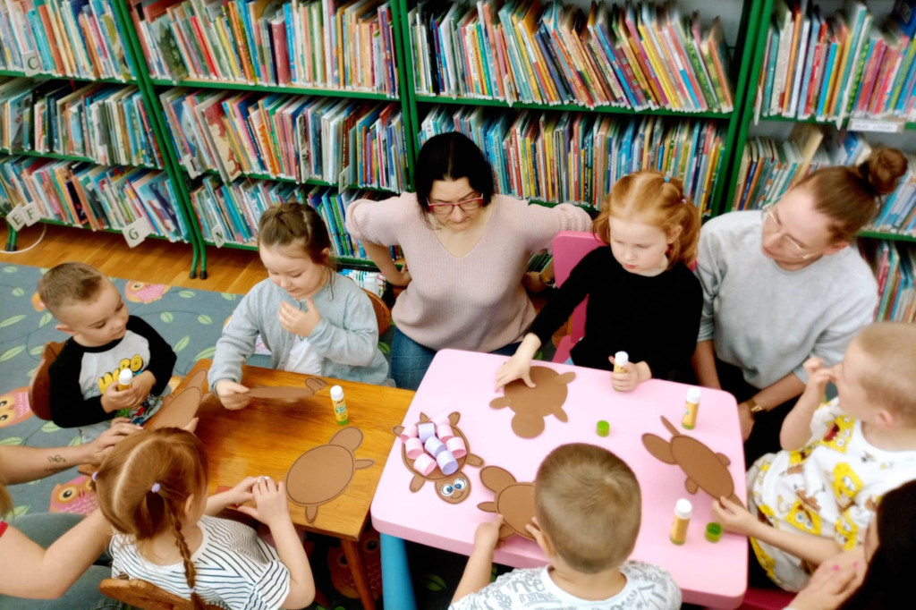 Popołudnie pełne wyobraźni w MBP w Ostródzie