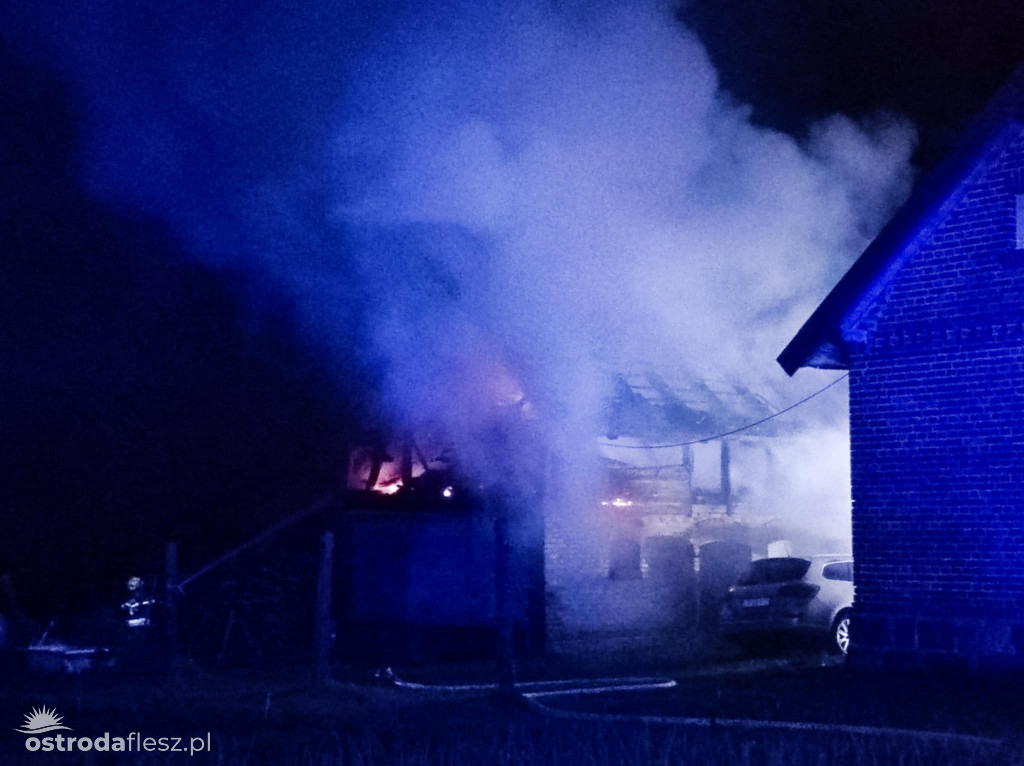 Duży nocny pożar w Dziadyku w Gminie Ostróda!