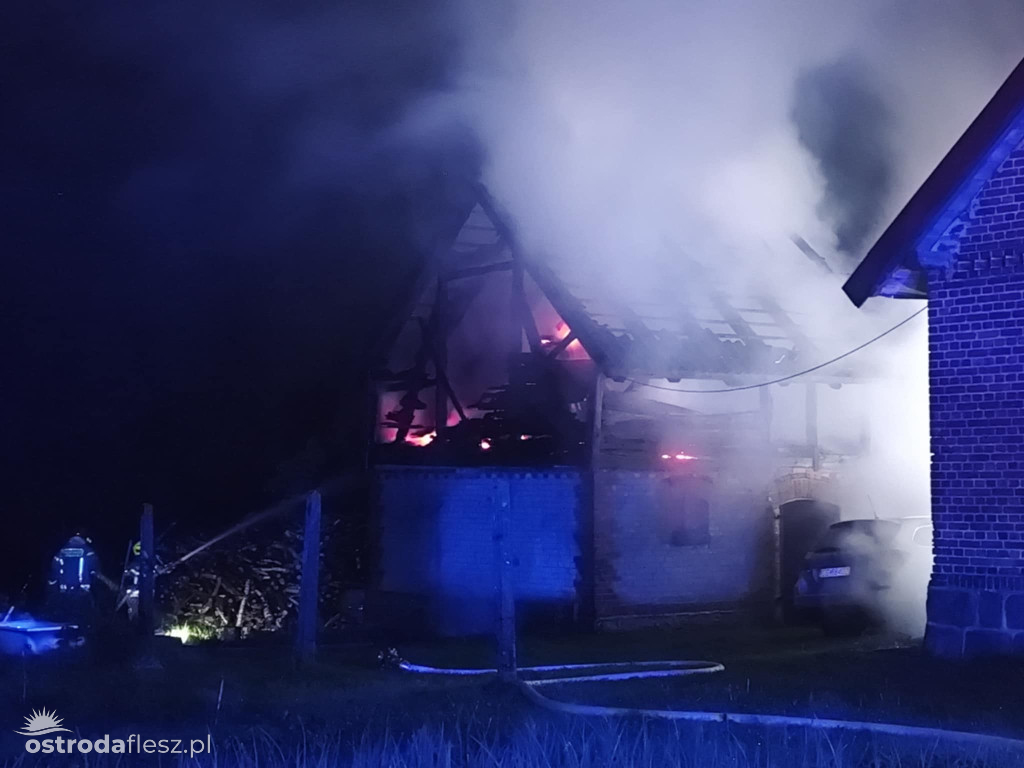 Duży nocny pożar w Dziadyku w Gminie Ostróda!