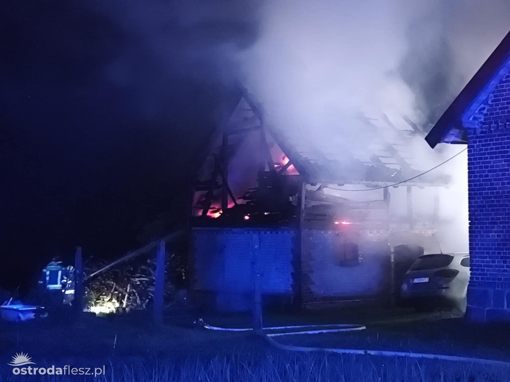 Duży nocny pożar w Dziadyku w Gminie Ostróda!