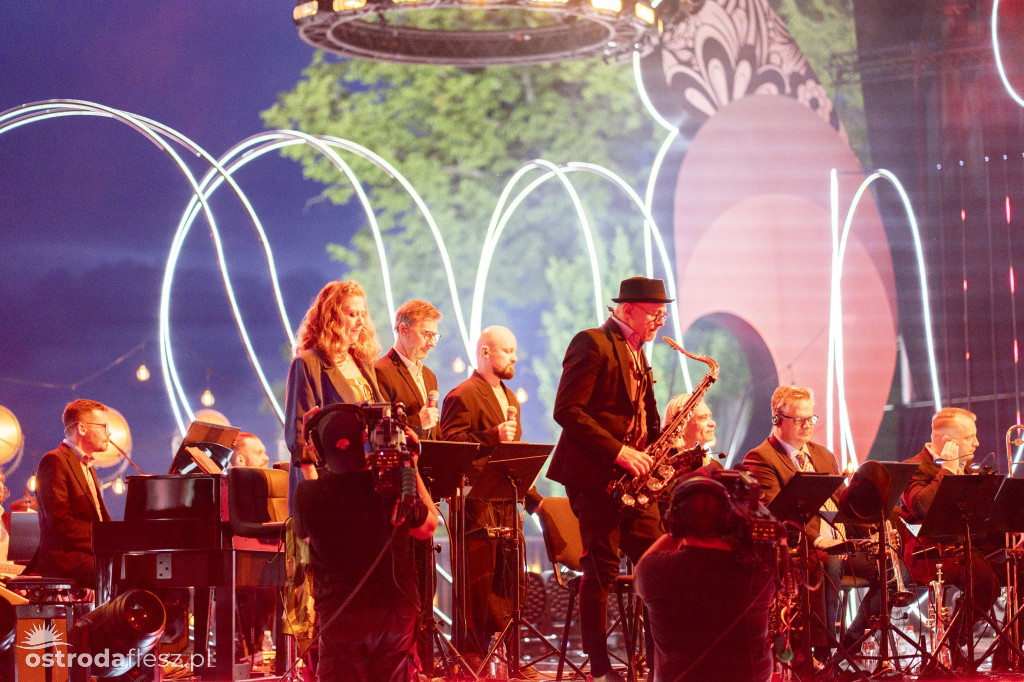 Koncert gwiazd w hołdzie dla 2+1 w Ostródzie