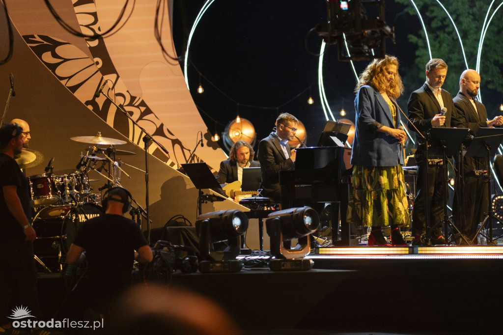 Koncert gwiazd w hołdzie dla 2+1 w Ostródzie