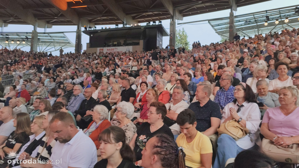 Koncert gwiazd w hołdzie dla 2+1 w Ostródzie