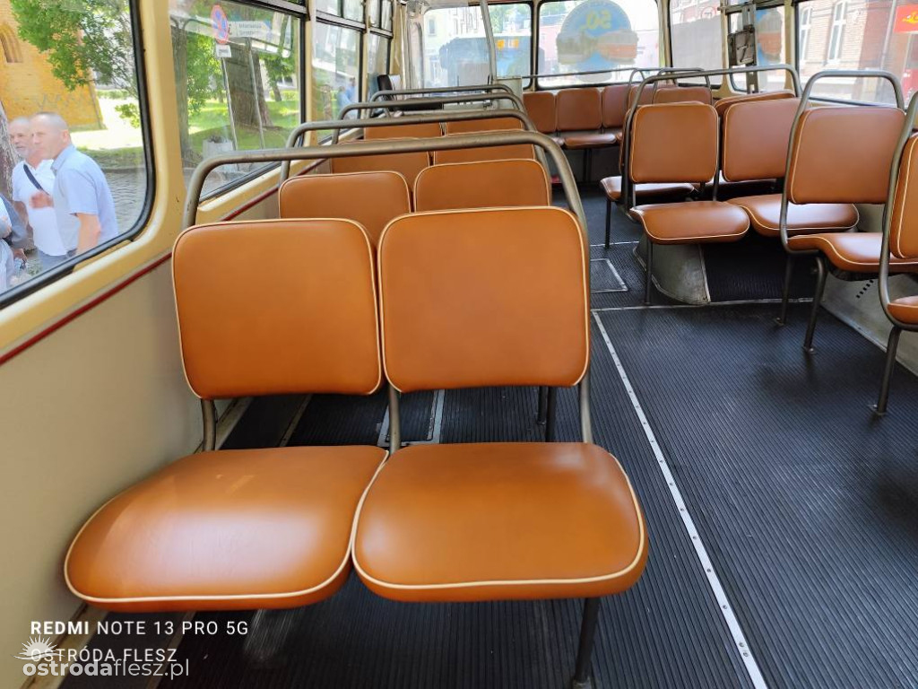 Zabytkowy Jelcz woził pasażerów po Ostródzie