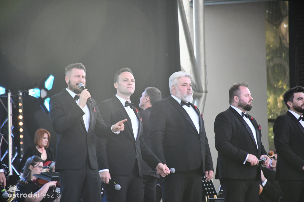 10 Tenorów zachwyciło publiczność w Ostródzie