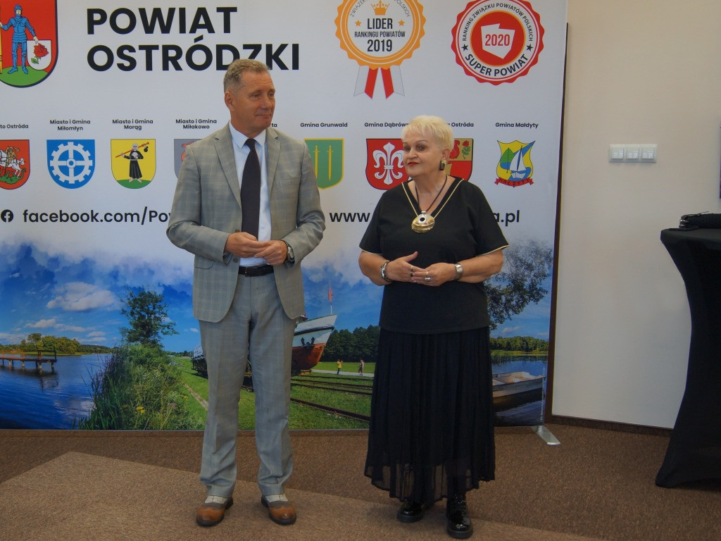 Najzdolniejsi absolwenci w powiecie nagrodzeni!