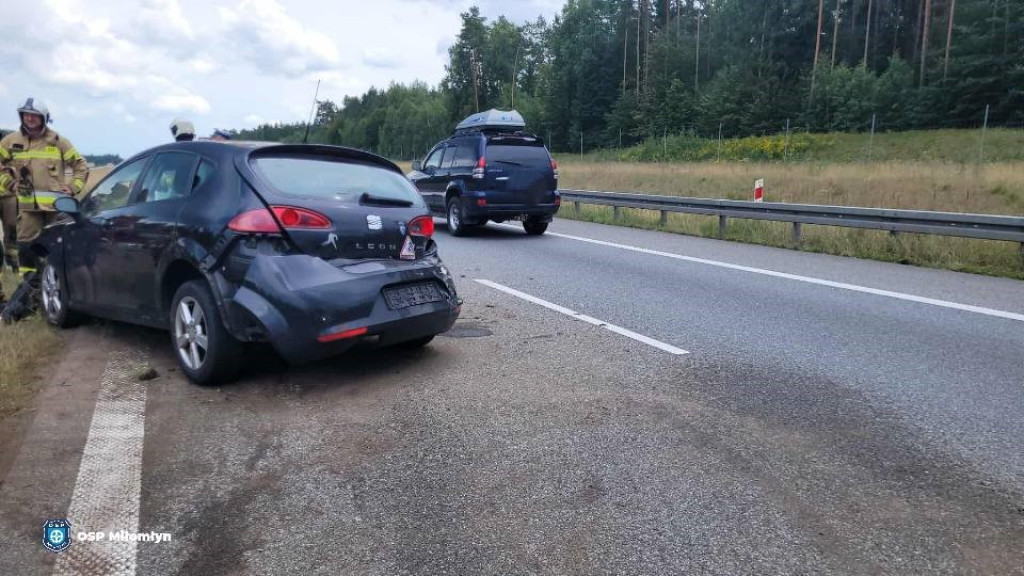 Uderzyła w bariery na S7 w okolicy Piławek