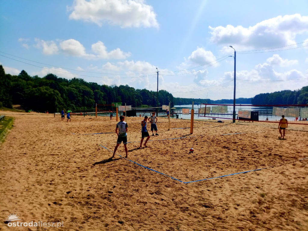 Turniej siatkówki plażowej nad J. Sajmino (26.07)