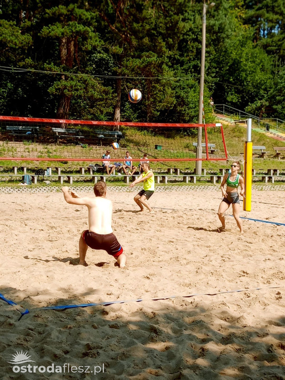 Turniej siatkówki plażowej nad J. Sajmino (26.07)
