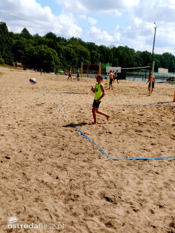 Turniej siatkówki plażowej nad J. Sajmino (26.07)