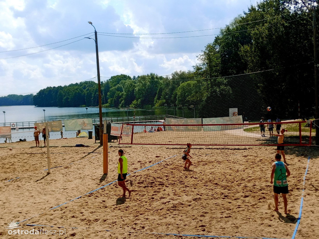 Turniej siatkówki plażowej nad J. Sajmino (26.07)