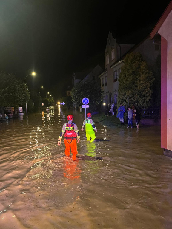 Dramatyczna noc w regionie! Powodzie, podtopienia