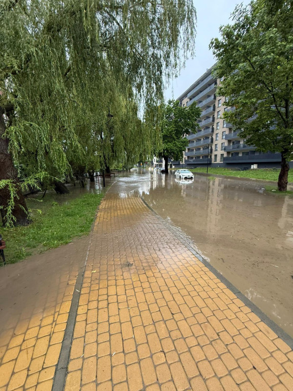 Dramatyczna noc w regionie! Powodzie, podtopienia