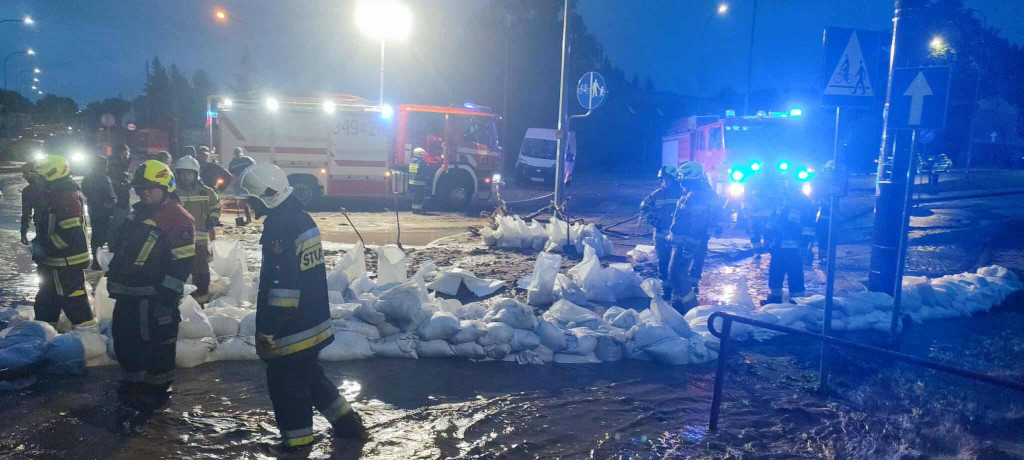 Dramatyczna noc w regionie! Powodzie, podtopienia