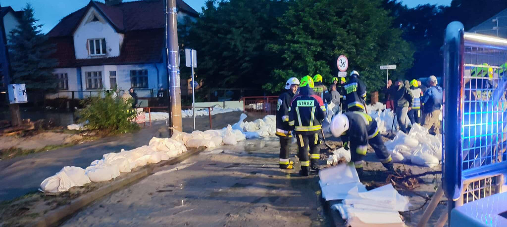 Dramatyczna noc w regionie! Powodzie, podtopienia