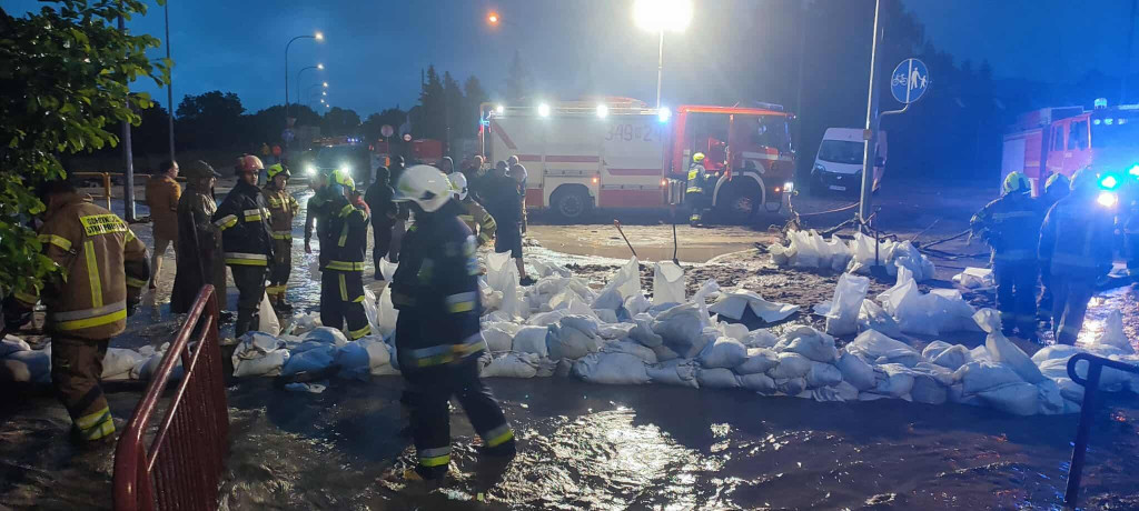 Dramatyczna noc w regionie! Powodzie, podtopienia